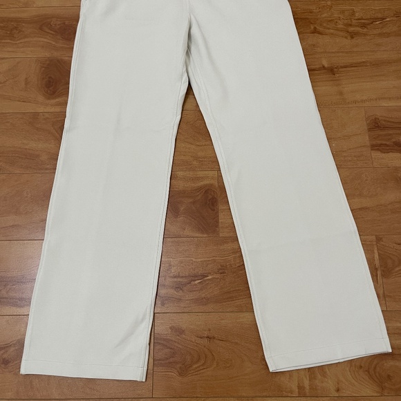 Lululemon Women Softstreme High Rise Pant Regular Length Sz 8 Bone New With Tag - Picture 6 of 9